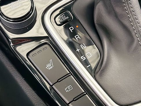 Used 2024 Kia Seltos S image 21