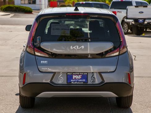 Used 2024 Kia Soul LX FWD image 6