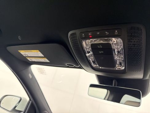 Certified 2025 Mercedes-Benz GLA 250 4MATIC image 11