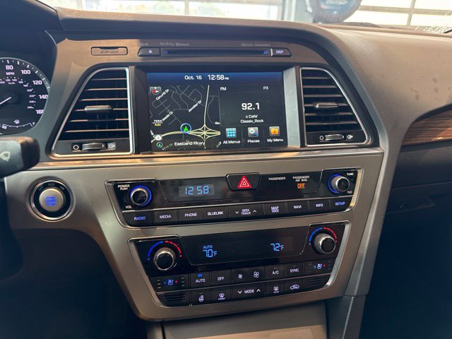 Used 2015 Hyundai Sonata Limited w/ Option Group 05 FWD image 4