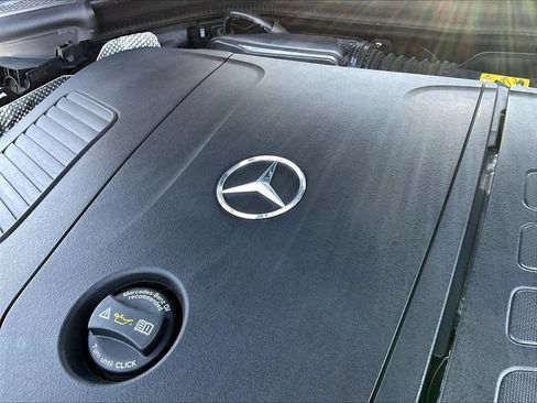 Certified 2023 Mercedes-Benz GLC 300 4MATIC image 33