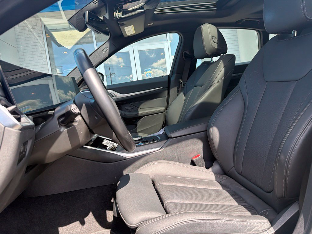 Used 2024 BMW i4 eDrive35 w/ Premium Package RWD image 7