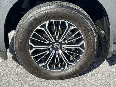 Used 2025 Nissan Armada SL w/ Captain's Chari Seat Package AWD/4WD image 34