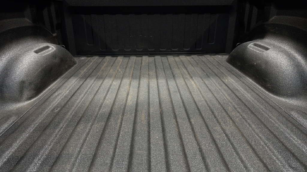 Used 2022 RAM 1500 Laramie AWD/4WD image 7