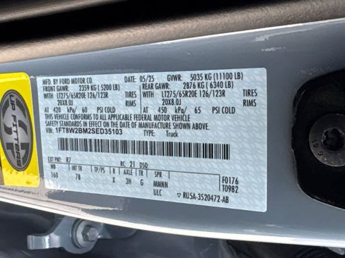 New 2025 Ford F250 Platinum image 30