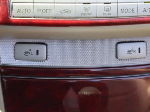 Used 2004 Toyota Solara SLE FWD image 19