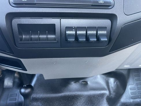 Used 2009 Ford F350 XL image 27