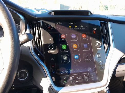 Used 2024 Subaru Outback Limited image 18