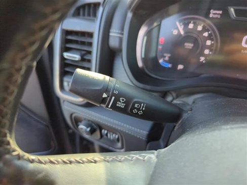 Used 2023 RAM 1500 Limited AWD/4WD image 17