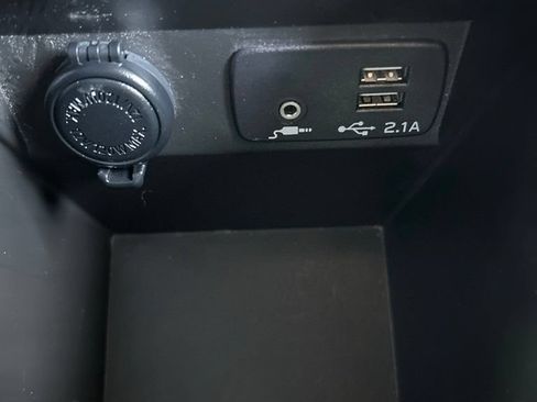 Used 2019 Subaru Crosstrek 2.0i Limited w/ Moonroof Package AWD/4WD image 25