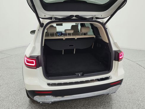Certified 2022 Mercedes-Benz GLB 250 image 26