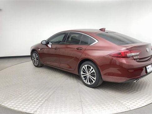 Used 2018 Buick Regal Preferred w/ Driver Confidence Package #1 image 4