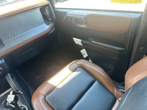 Used 2024 Ford Bronco Outer Banks AWD/4WD image 23