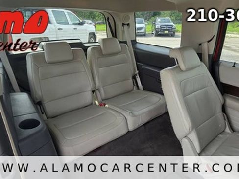 Used 2011 Ford Flex SEL w/ Rapid Spec Order Code FWD image 25