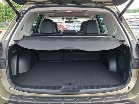 Used 2023 Subaru Forester Limited AWD/4WD image 31