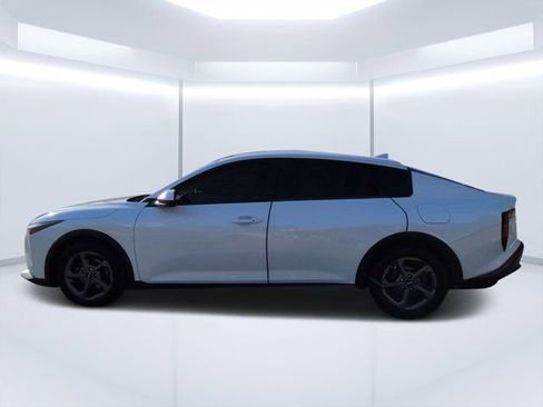 Used 2025 Kia K4 FWD image 6