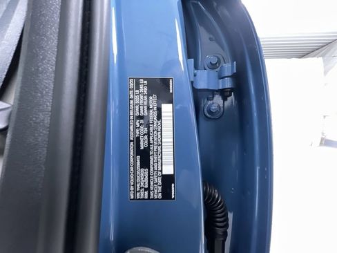 New 2025 Volvo XC40 B5 Plus w/ Protection Package Premier image 26