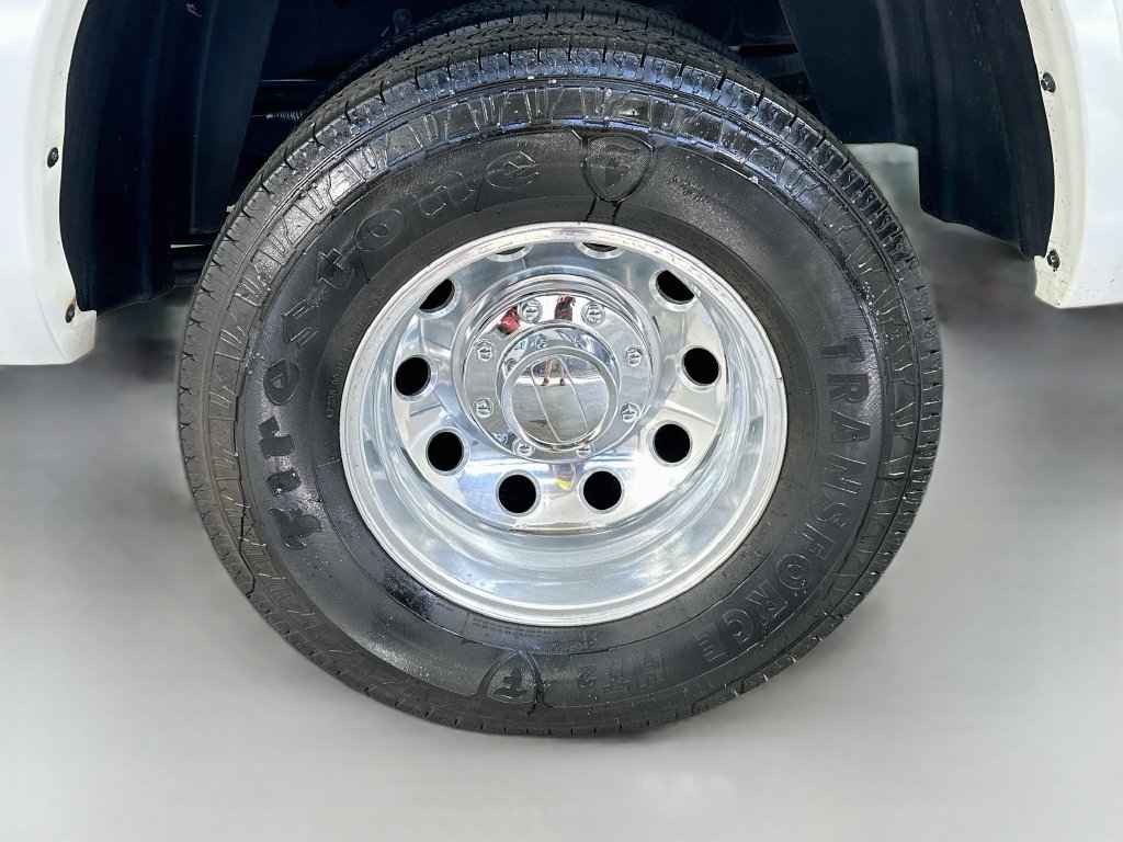 Used 2016 RAM 3500 Laramie w/ Convenience Group AWD/4WD image 32