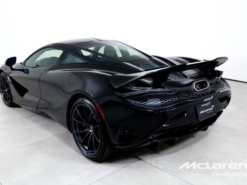 New 2027 McLaren 750S RWD image 7