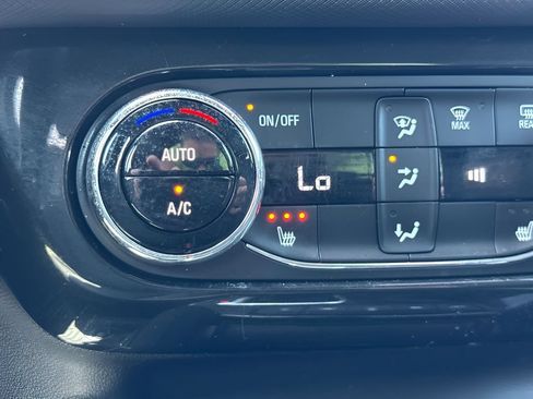 Used 2024 Chevrolet TrailBlazer ACTIV w/ Convenience Package AWD/4WD image 21