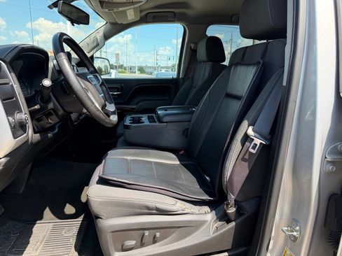Used 2017 GMC Sierra 1500 SLE w/ SLE Value Package RWD image 9