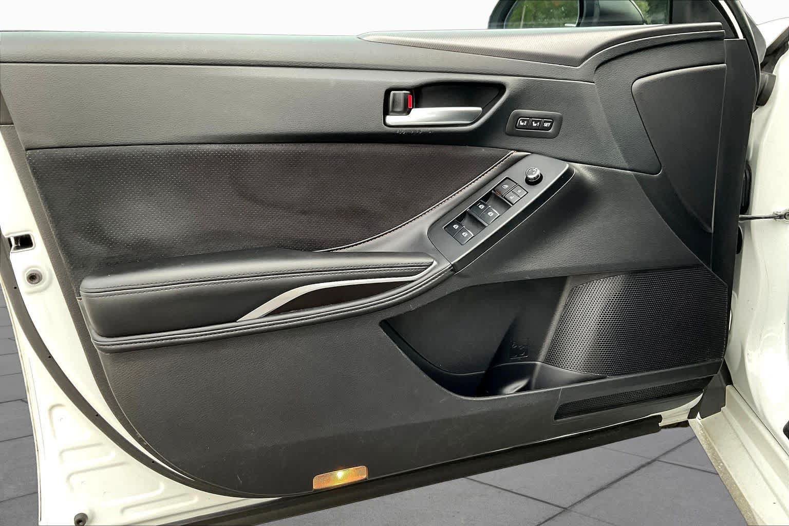 Used 2019 Toyota Avalon Touring FWD image 22