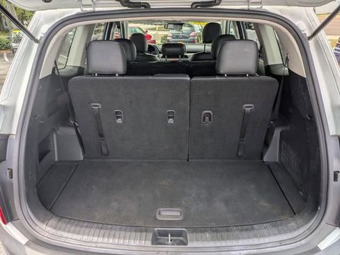 Used 2020 Kia Telluride LX FWD image 26