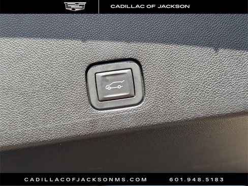 Certified 2025 Cadillac XT6 Premium Luxury image 31