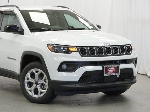 New 2026 Jeep Compass Latitude image 3
