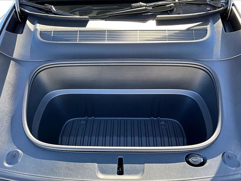 Used 2026 Tesla Model Y 2WD image 27