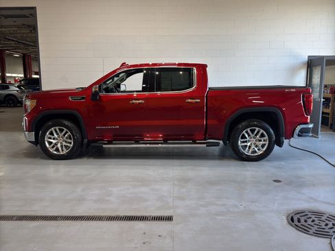 Used 2022 GMC Sierra 1500 SLT w/ SLT Premium Plus Package AWD/4WD image 2