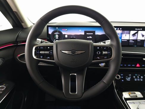 Used 2026 Genesis GV70 2.5T AWD/4WD image 13