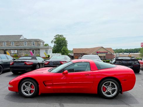 Used 2003 Chevrolet Corvette Coupe w/ Preferred Equipment Group RWD image 5