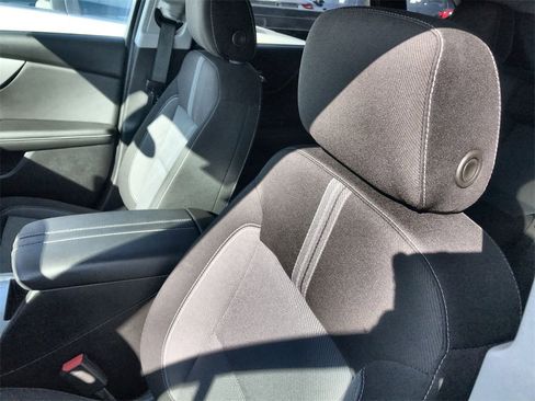 Used 2024 Chevrolet Blazer LT w/ Convenience Package image 11