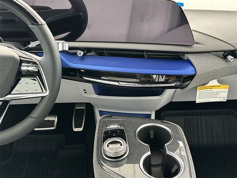 New 2025 Cadillac Optiq Sport 1 image 19