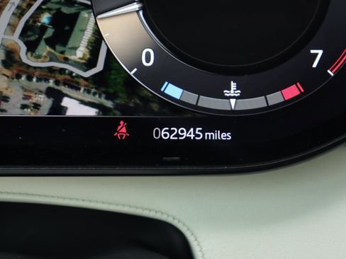 Used 2023 Land Rover Range Rover Long Wheelbase Autobiography image 34