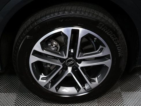 Certified 2025 Audi Q5 Premium Plus w/ Premium Plus image 39