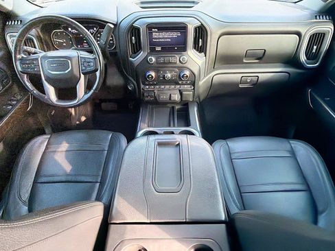 Used 2020 GMC Sierra 3500 Denali w/ Denali Ultimate Package AWD/4WD image 18