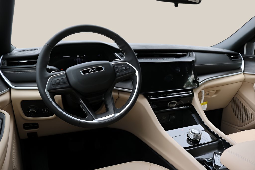 New 2026 Jeep Grand Cherokee Limited RWD image 13