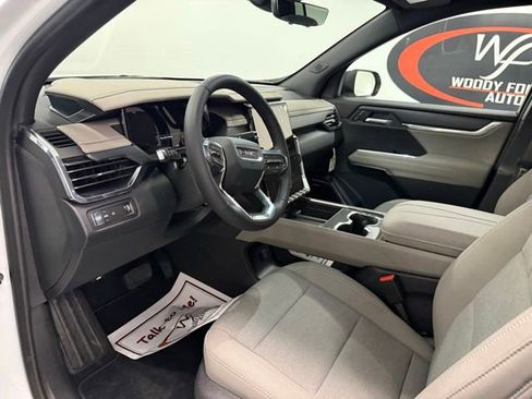 New 2026 GMC Acadia Elevation FWD image 9