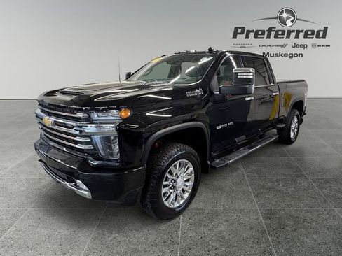 Used 2022 Chevrolet Silverado 2500 High Country w/ LPO, Hitch Package AWD/4WD image 10