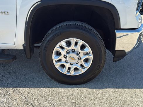 Used 2024 Chevrolet Silverado 2500 LTZ w/ LTZ Plus Package image 29