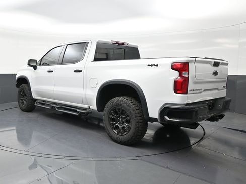 Used 2025 Chevrolet Silverado 1500 ZR2 w/ Technology Package image 3