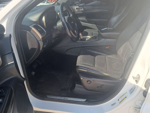 Used 2016 Jeep Grand Cherokee Limited image 4