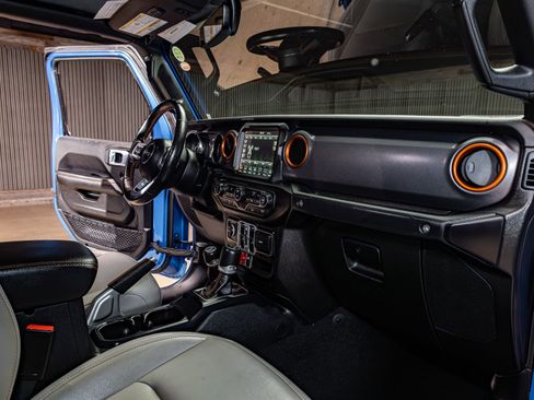 Used 2021 Jeep Gladiator Mojave image 13