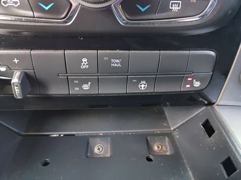 Used 2015 RAM 1500 Sport w/ Convenience Group AWD/4WD image 30