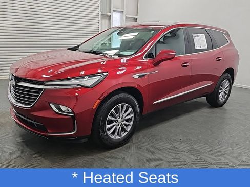 Used 2024 Buick Enclave Essence FWD image 5