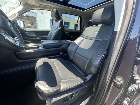 Certified 2025 Ford Expedition Max Platinum AWD/4WD image 21