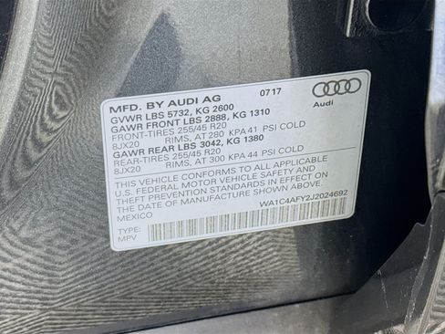 Used 2018 Audi SQ5 Prestige w/ Prestige Package AWD/4WD image 40
