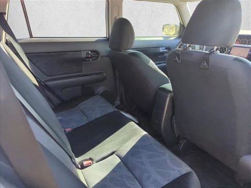 Used 2011 Scion xB FWD image 20